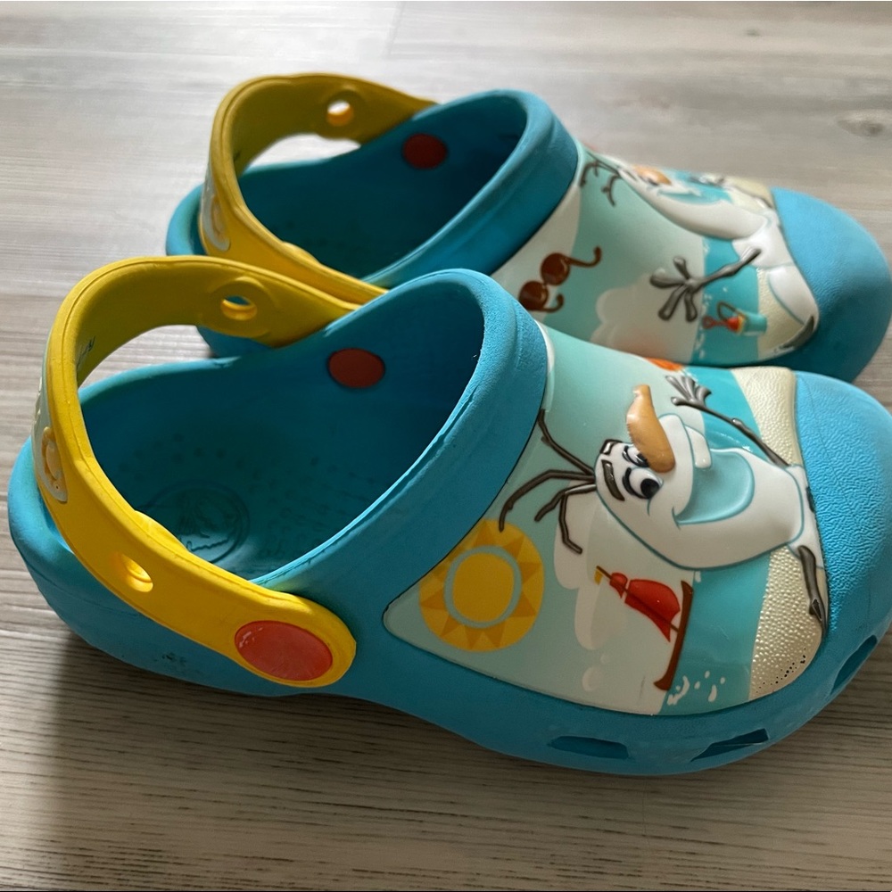 Toddler Olaf Frozen Crocs Size 8/9